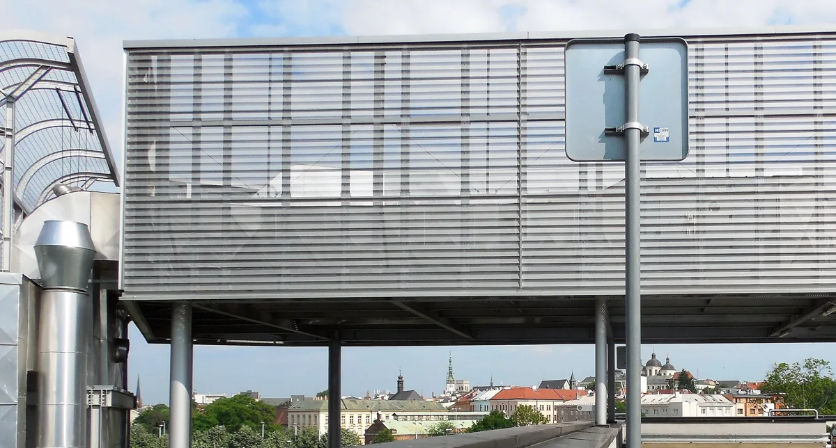 Voorbeeld van commercieel ventilatiekanaalwerk in Olomouc